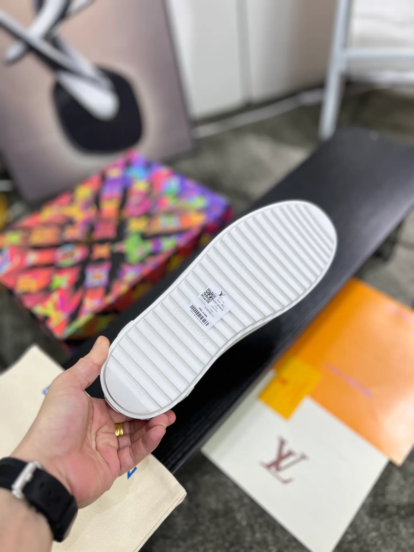 Factory price: 520💰LOUIS VUITTON [Louis VUITTON] New trendy Lv is on the market🎁, casual and fashionable men's shoes👟The upper is made of imported original fabric + cowhide mesh lining, the original wear-resistant rubber outsole, the version is simple and elegant, exclusive for trendy men, six colors available, code number: 38-44, customized 45, 46